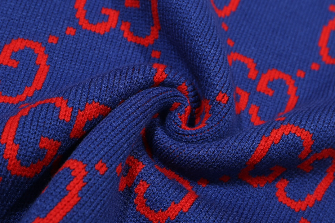 0909 New alphabet jacquard crew-neck sweater