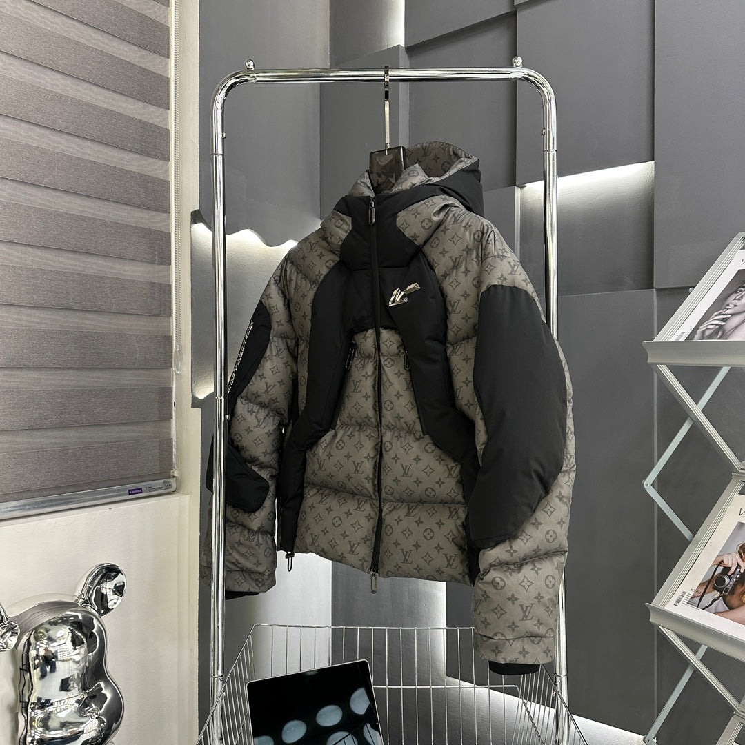 1102 New high quality absolutely real good goods stuffed warm down jacket