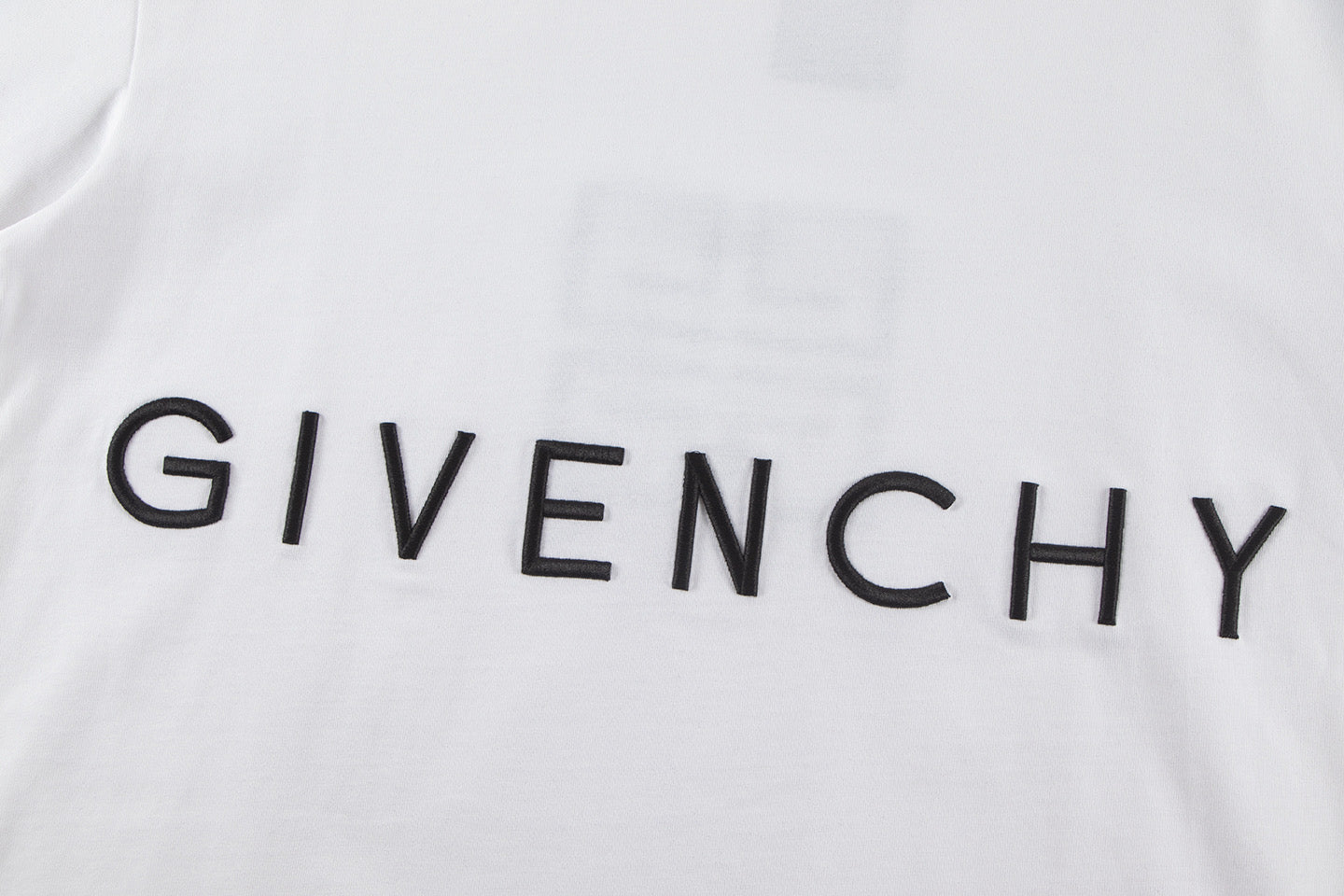250212 Classic icon T-shirt
