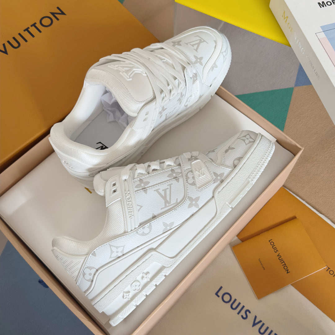 250318 New high quality new color board shoes