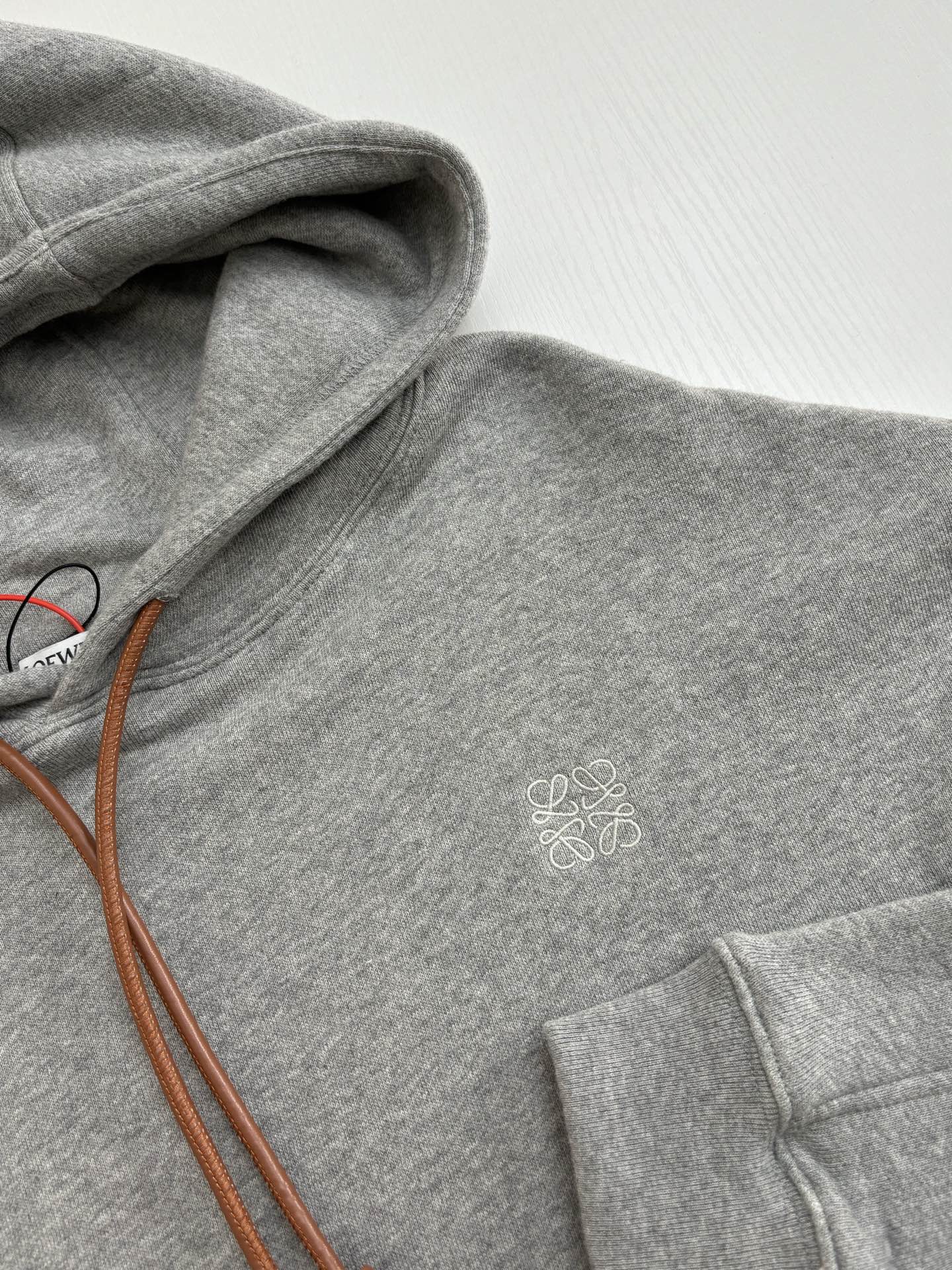 250819 New high-quality leather embroidered hooded sweatshirt