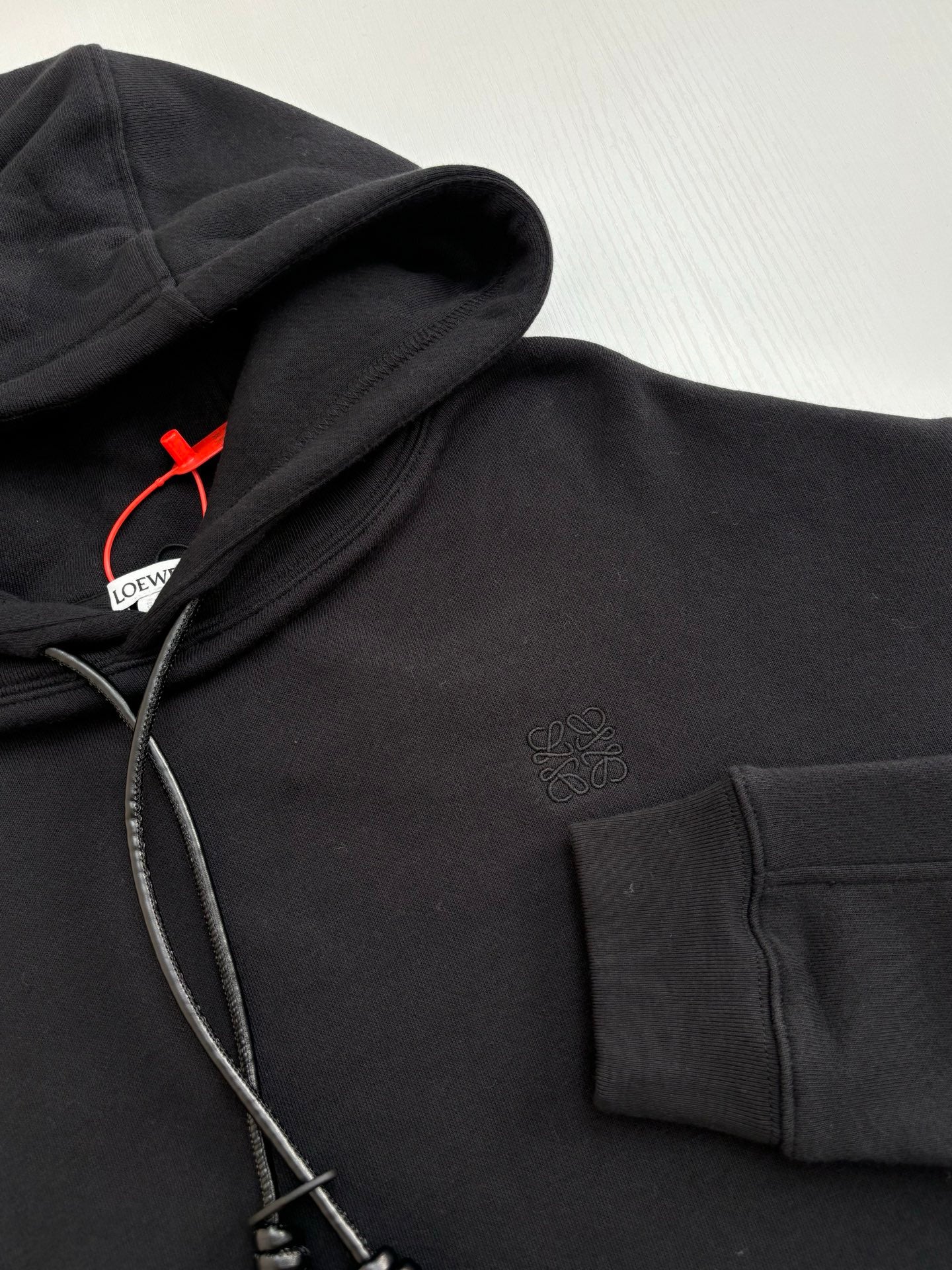 250819 New high-quality leather embroidered hooded sweatshirt