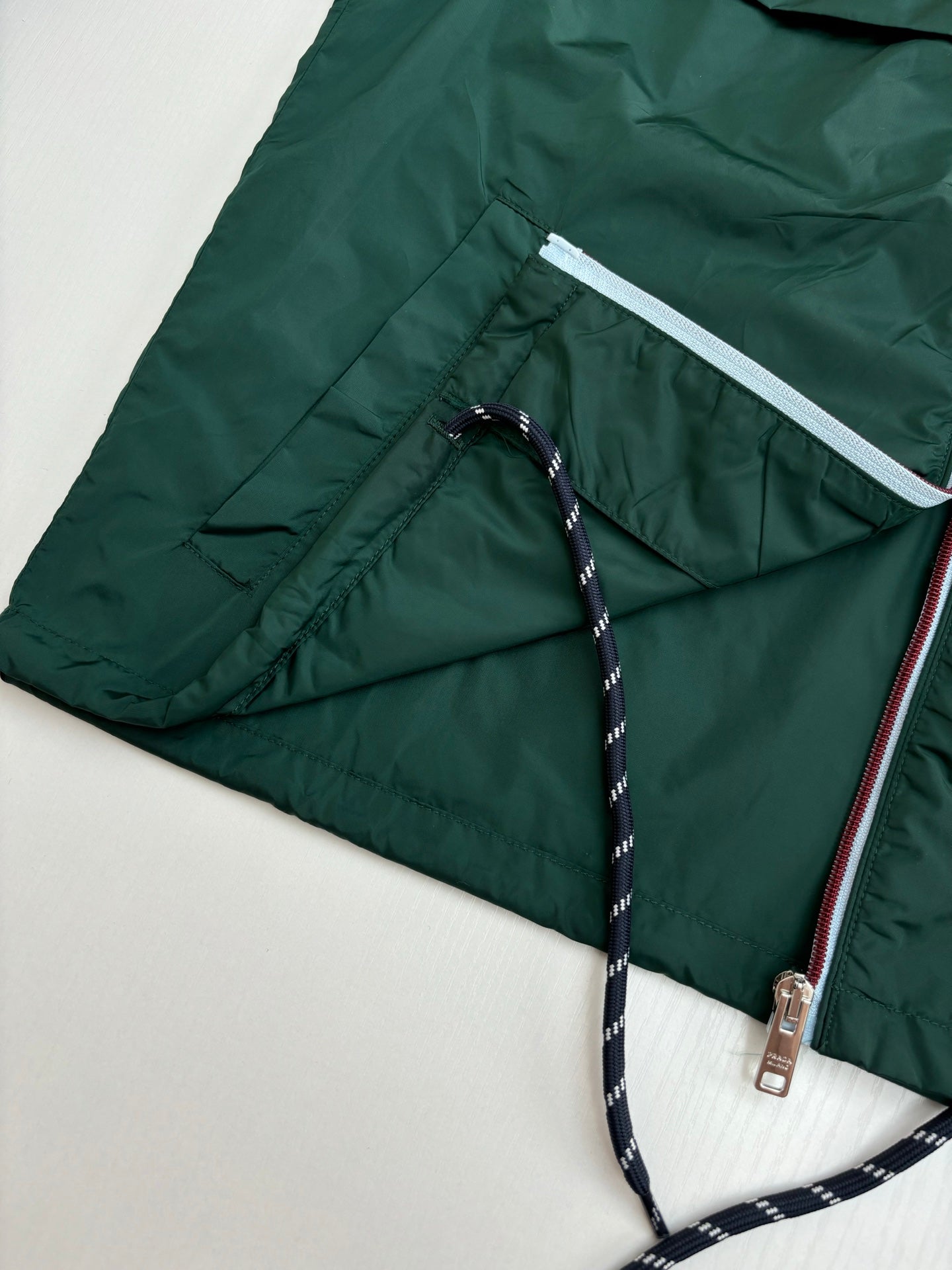 250819 New high-quality recycled nylon hooded sunproof jacket
