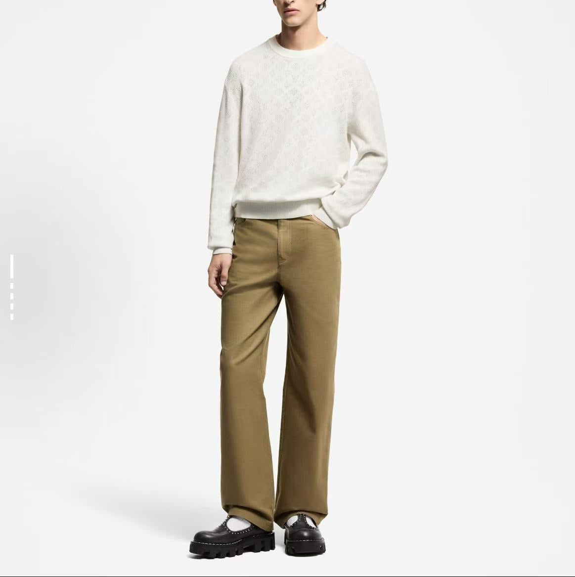 250819 New high-quality sweater with hollowed-out stitching