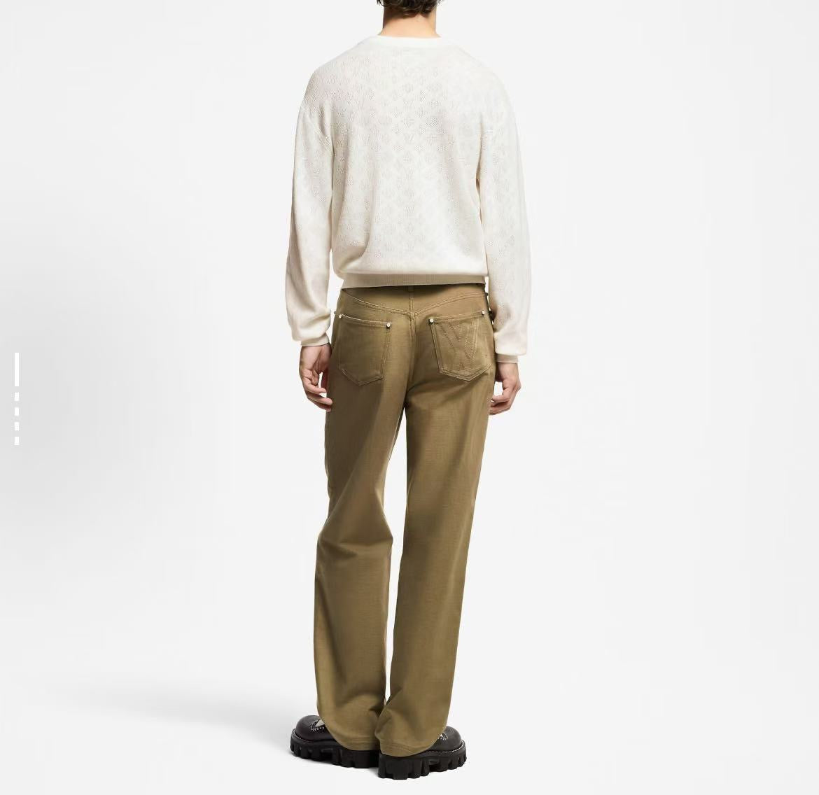 250819 New high-quality sweater with hollowed-out stitching