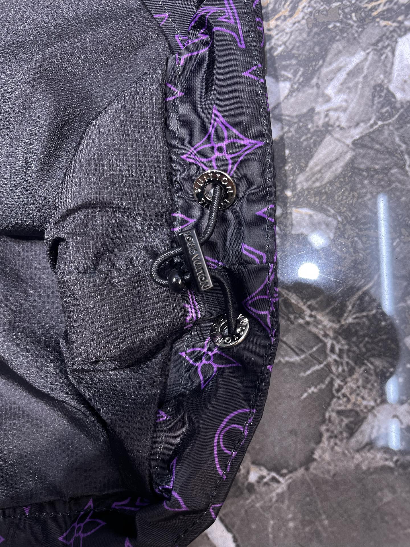 250819 New high-quality gradient printed windproof jacket