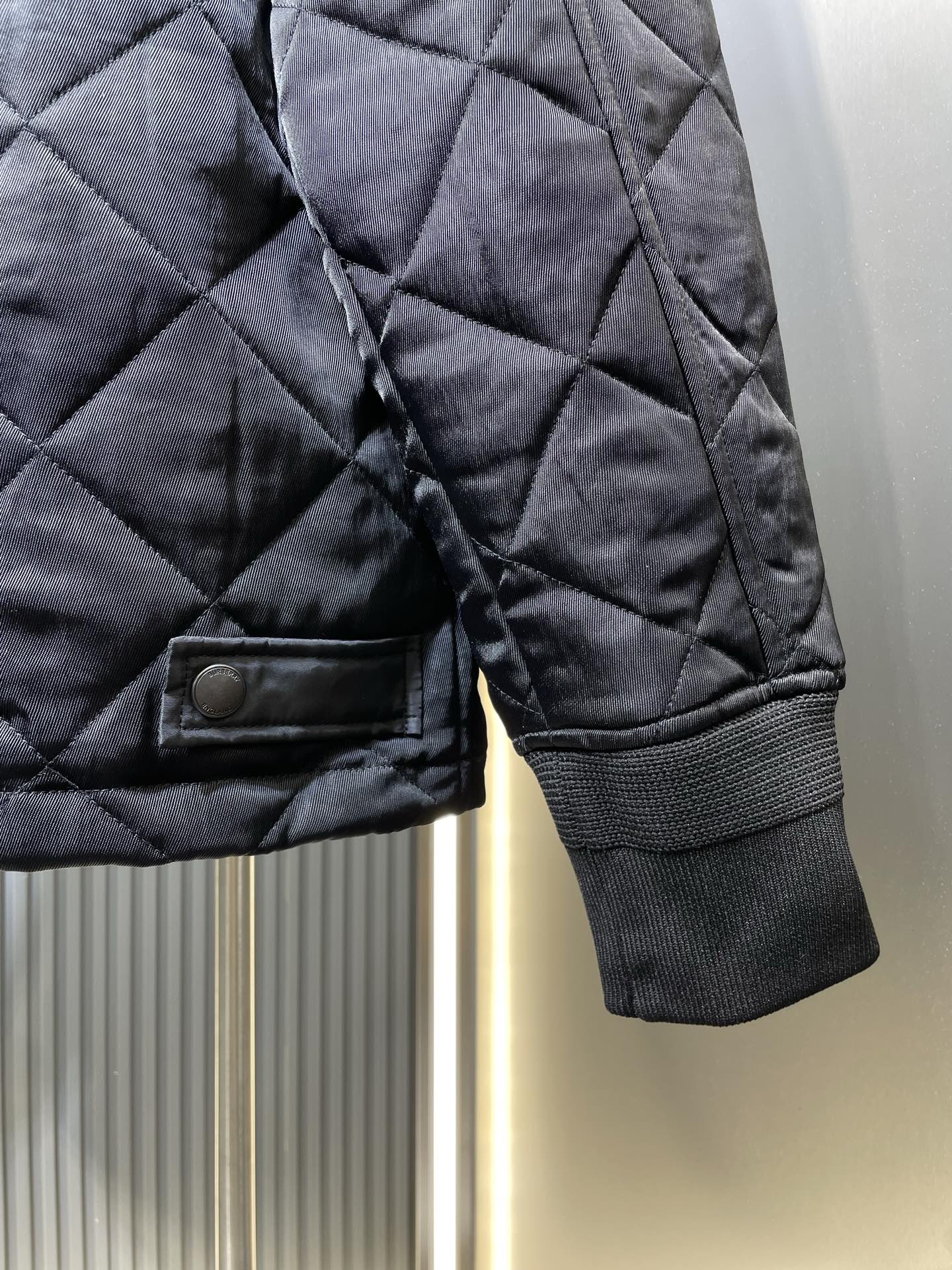 250819 New high-quality temperature-controlled barn cotton jacket