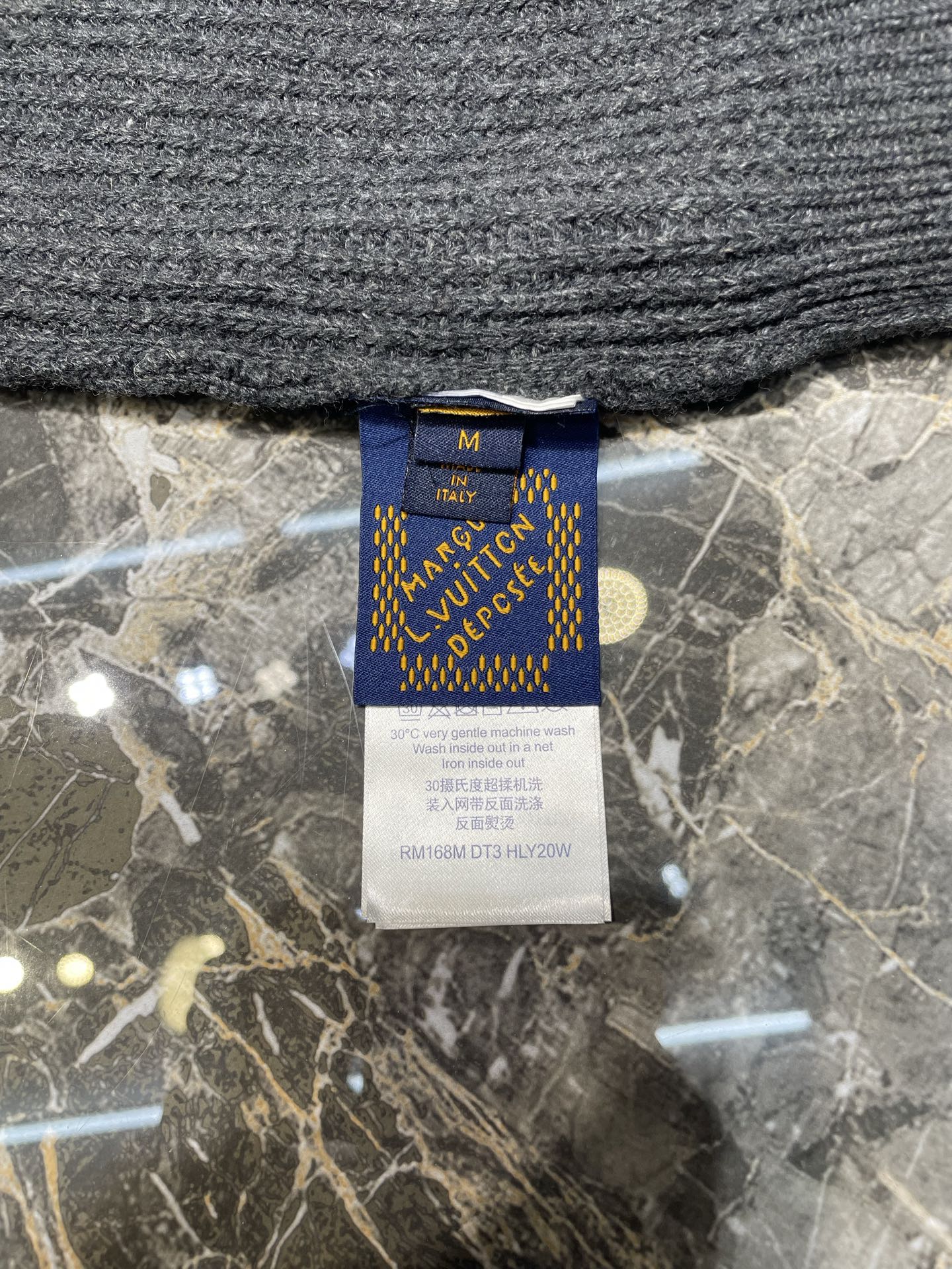 250819 New high-quality cashmere blend leather label cardigan sweater