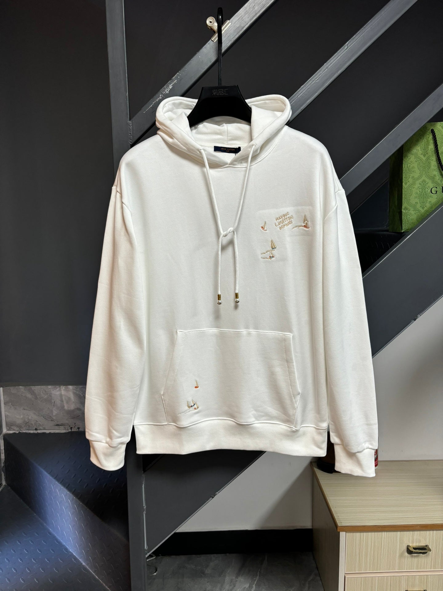 250819 New high-quality hooded sweatshirt with sailboat embroidery