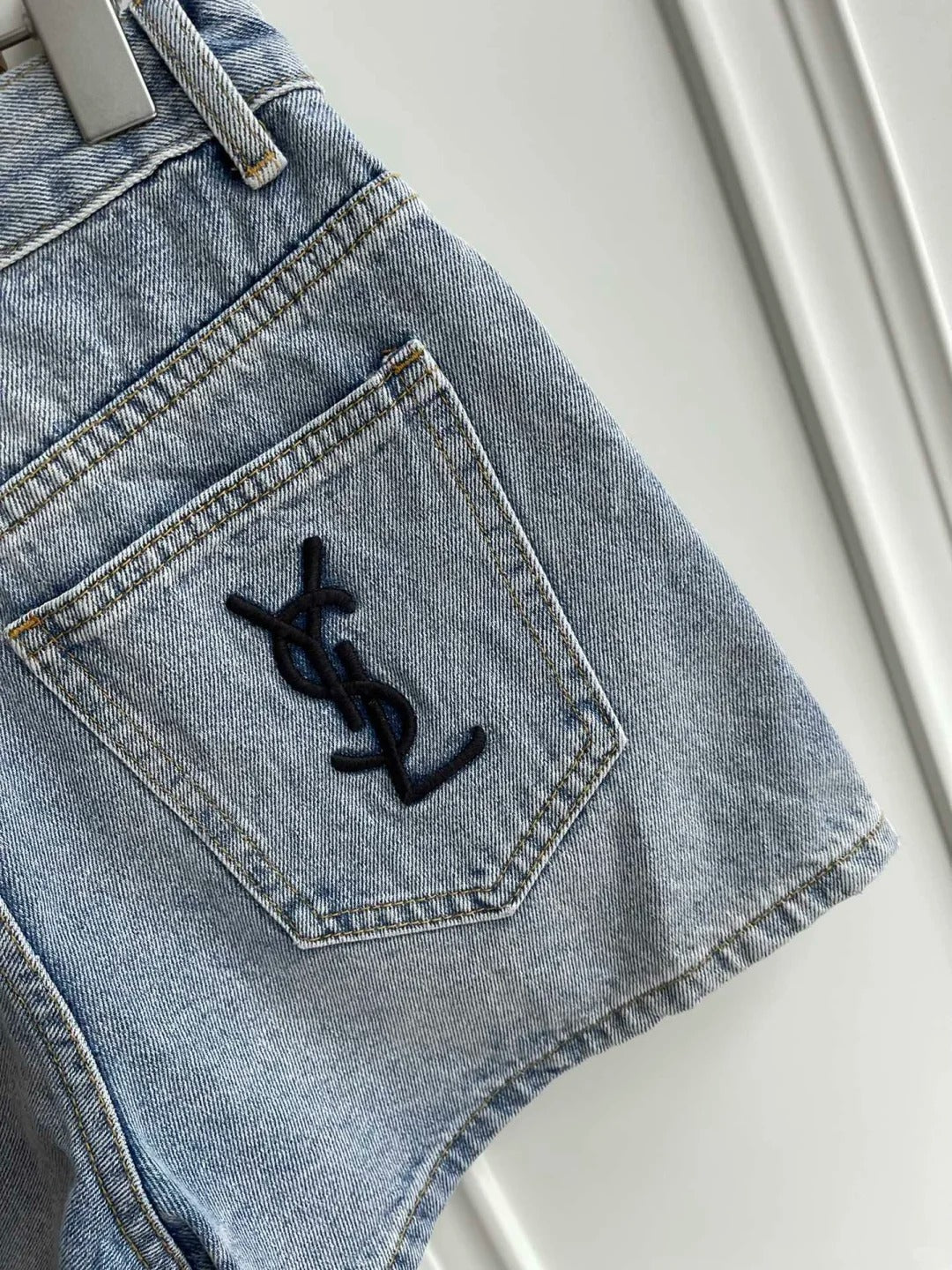 0528 saint laurent jeans