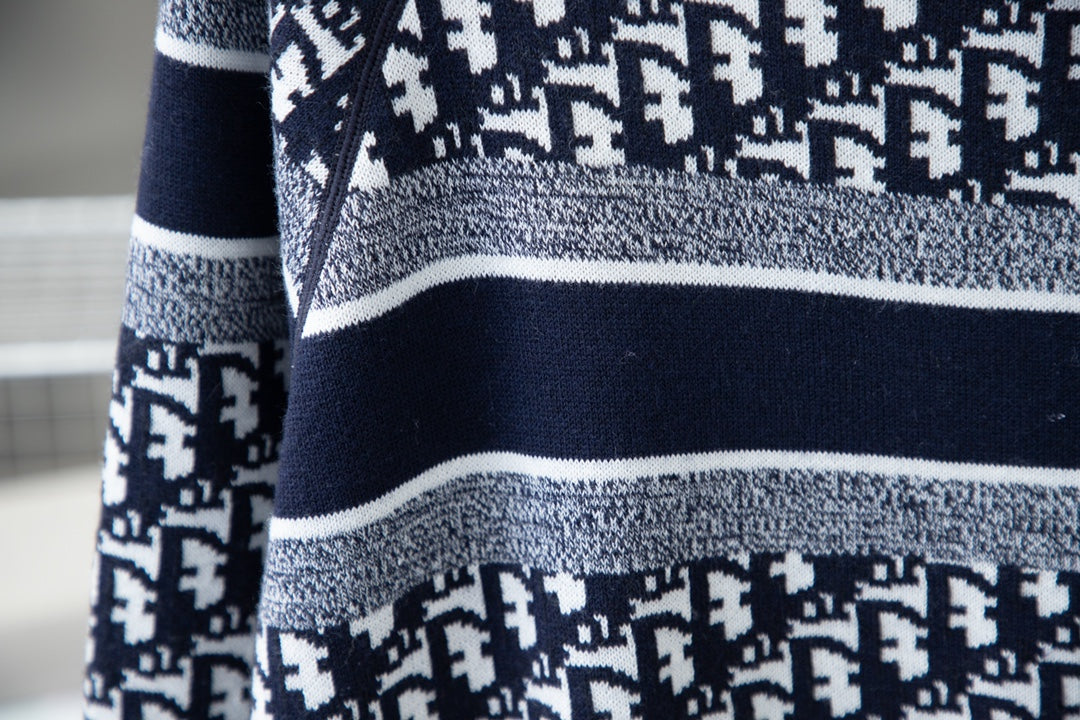 0916 Double-sided jacquard turtleneck sweater