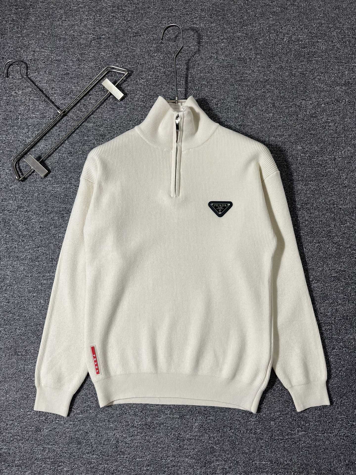 1021 High quality turtleneck design skin-friendly wool sweater