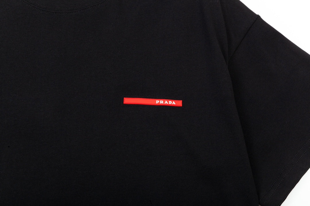1211 New long strip stereoscopic offset T-shirt