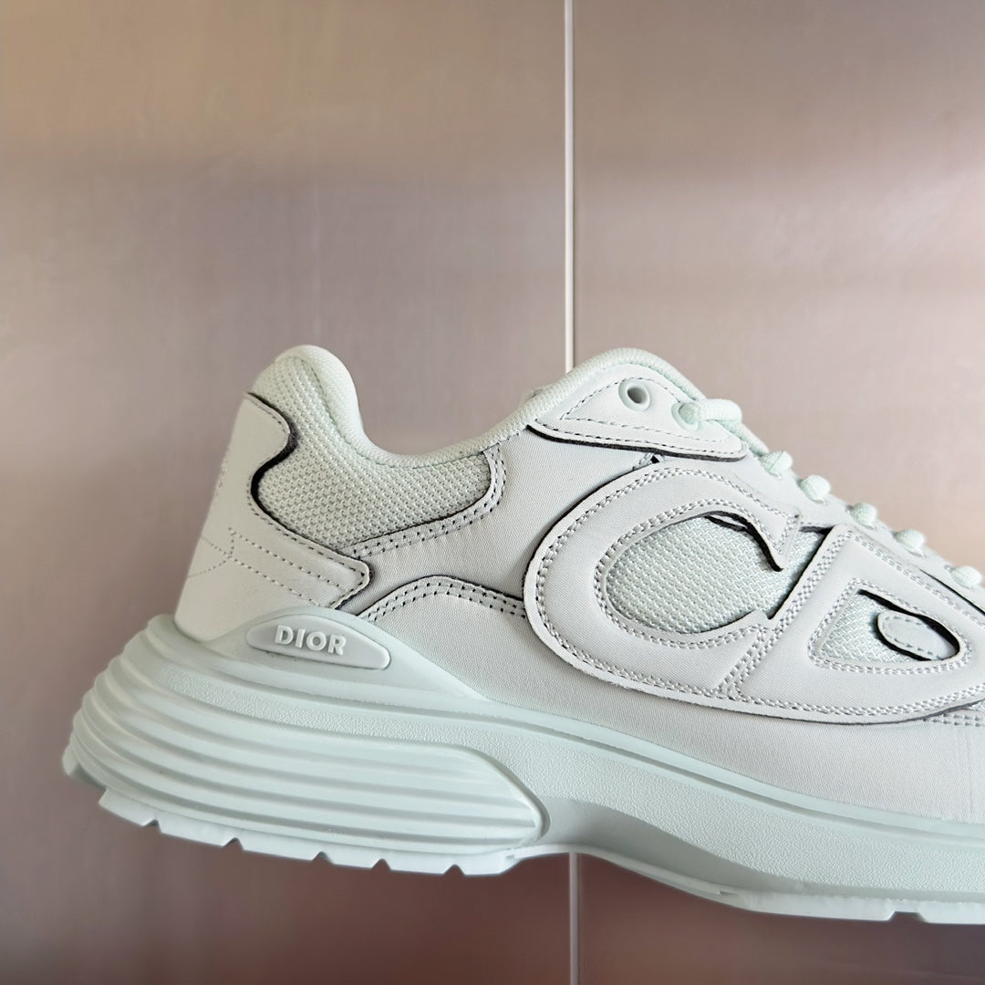 1225 New high quality new color sports fashion shoes