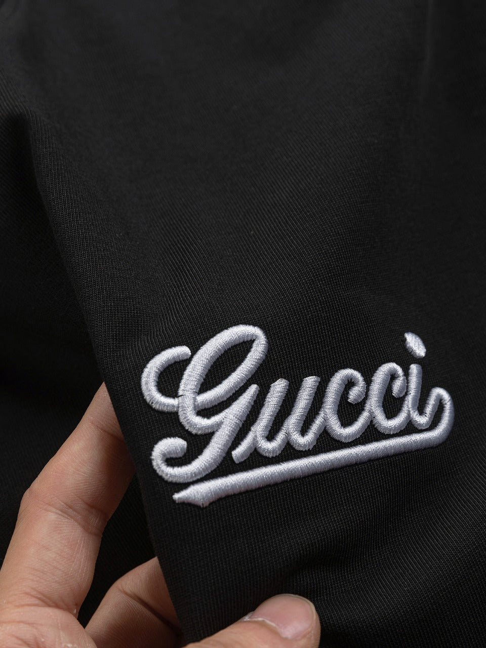 250218 New high quality embroidered icon T-shirt