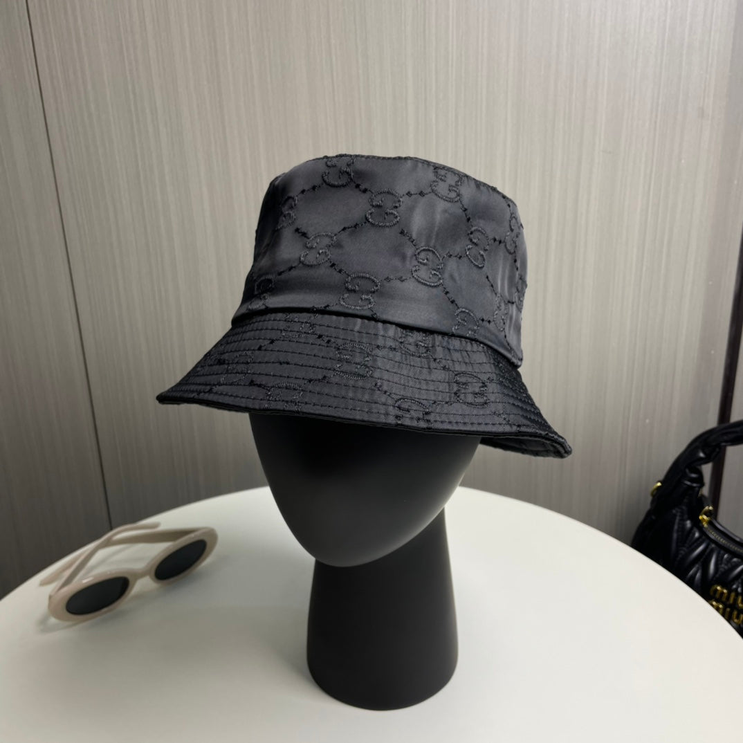 250305 The new style is covered in old fisherman's hats