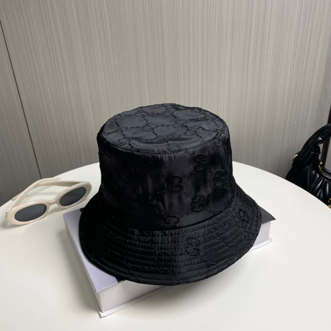 250305 The new style is covered in old fisherman's hats