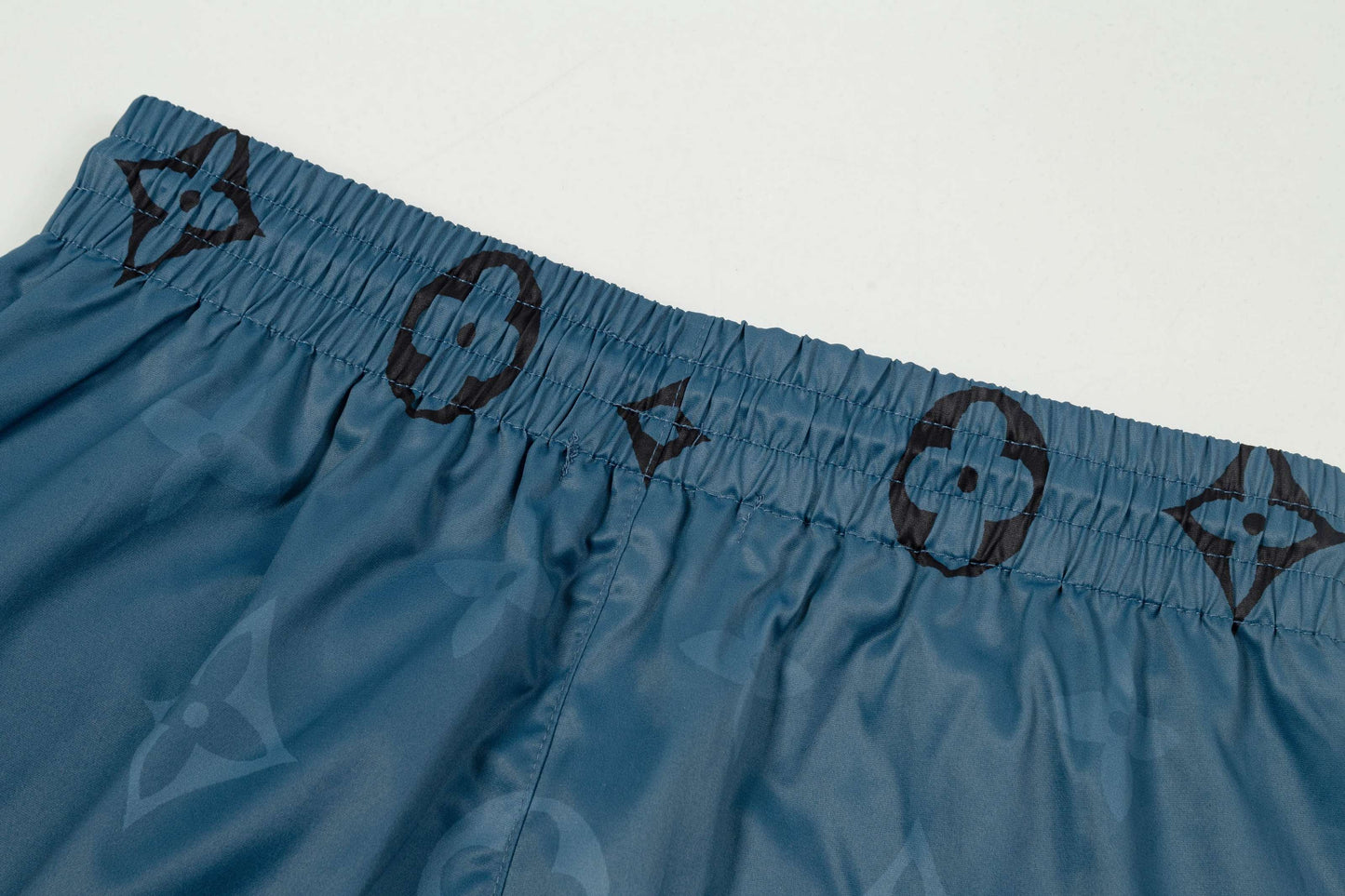 250313 New high quality feature gradient print shorts
