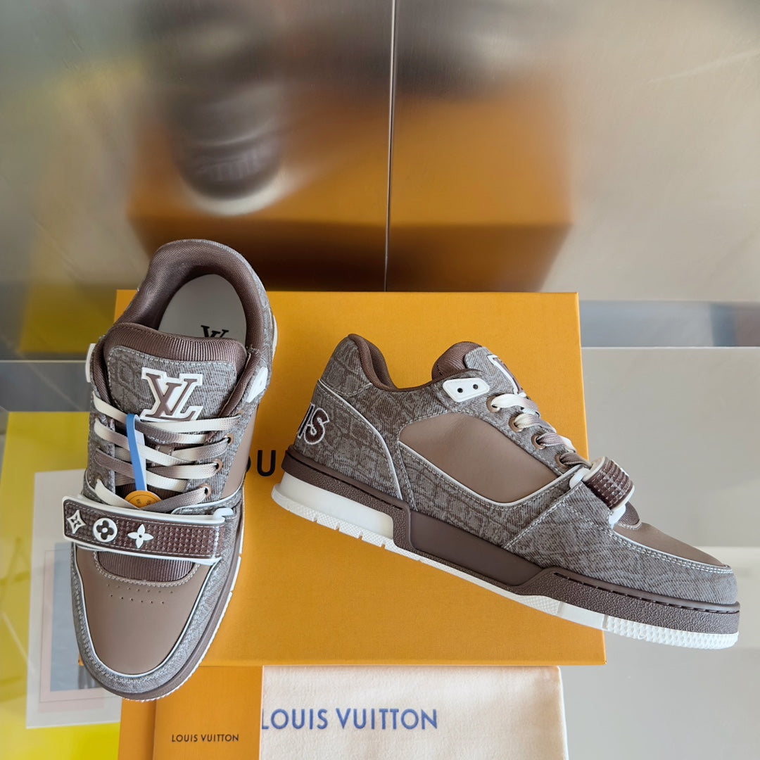 250318 New high quality new grain board shoes