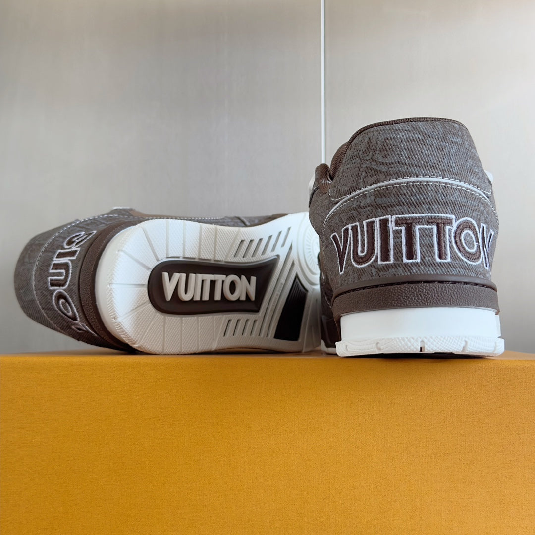 250318 New high quality new grain board shoes