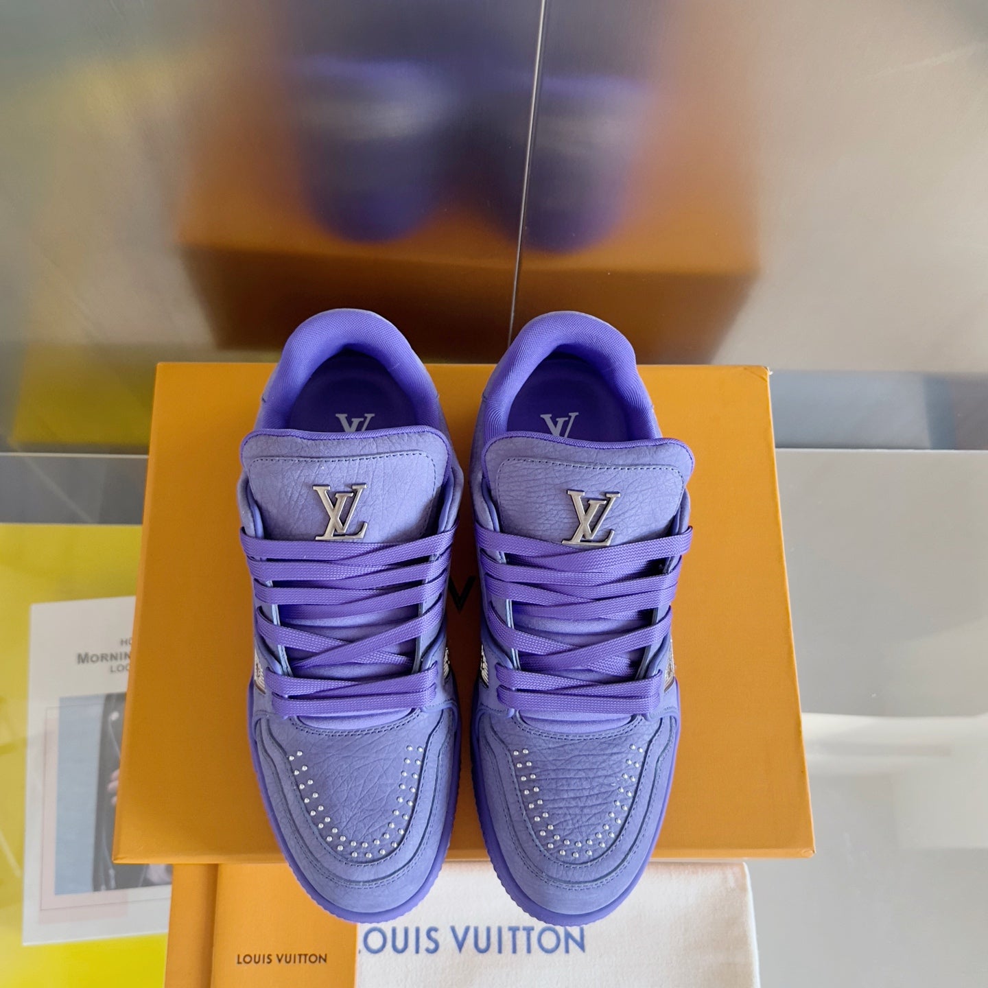 250318 New high quality new color board shoes