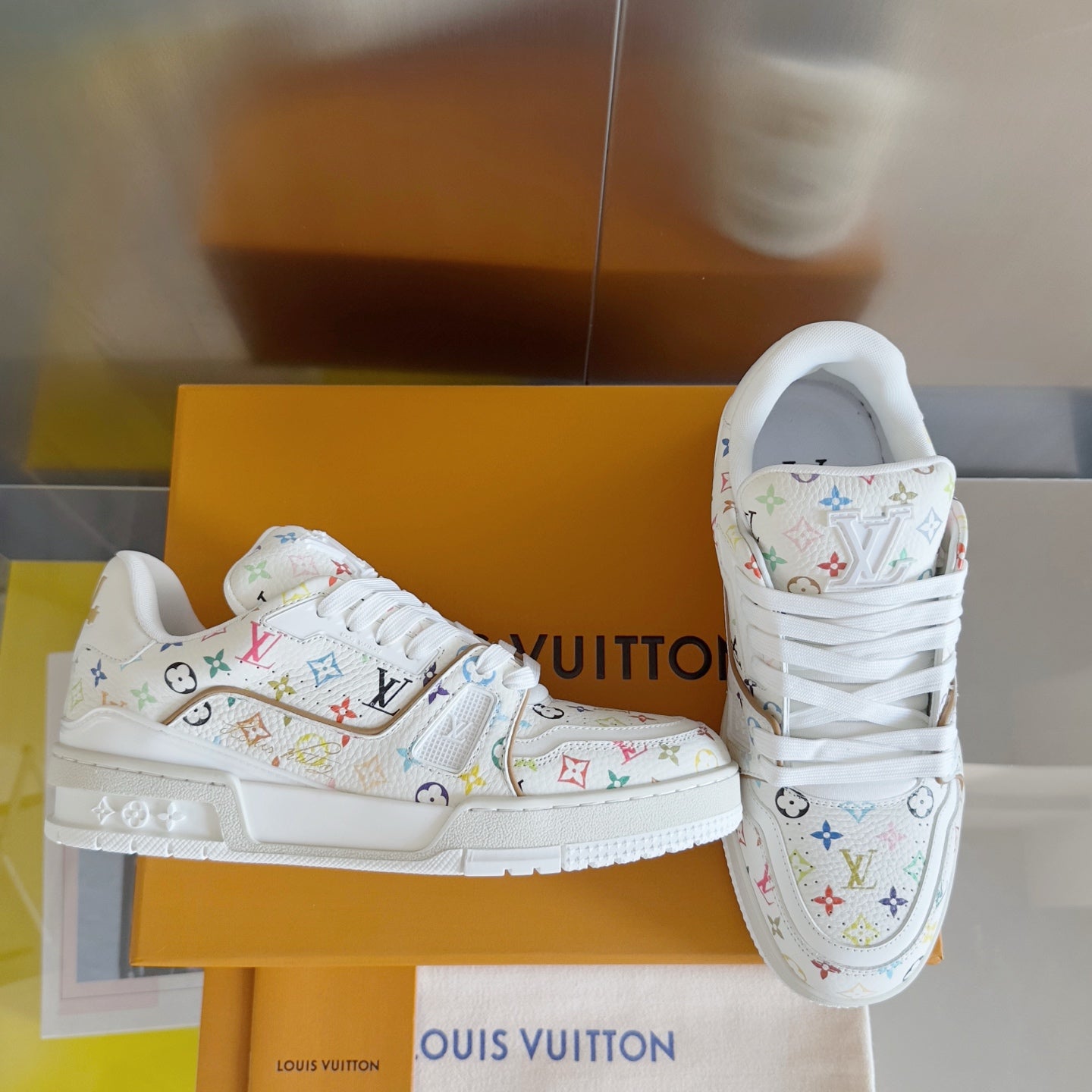 250318 New high quality new color board shoes