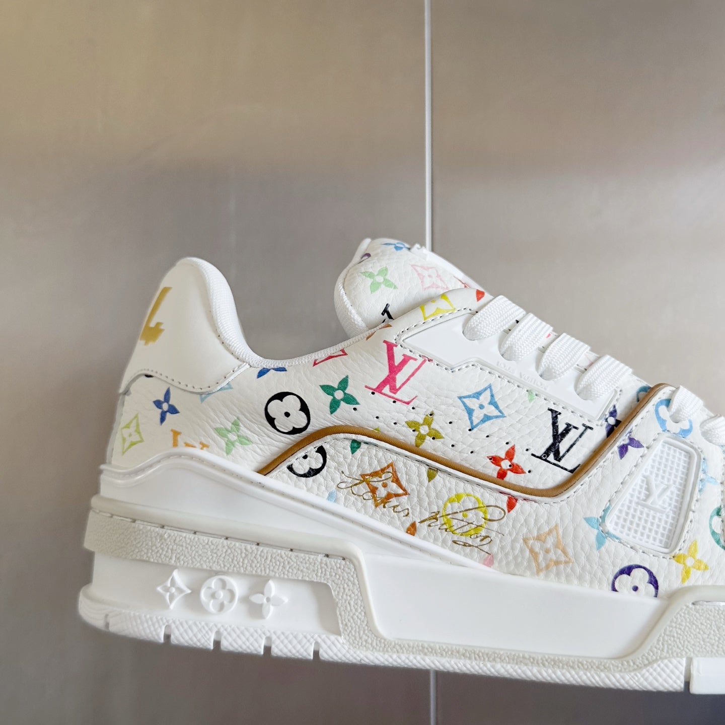 250318 New high quality new color board shoes