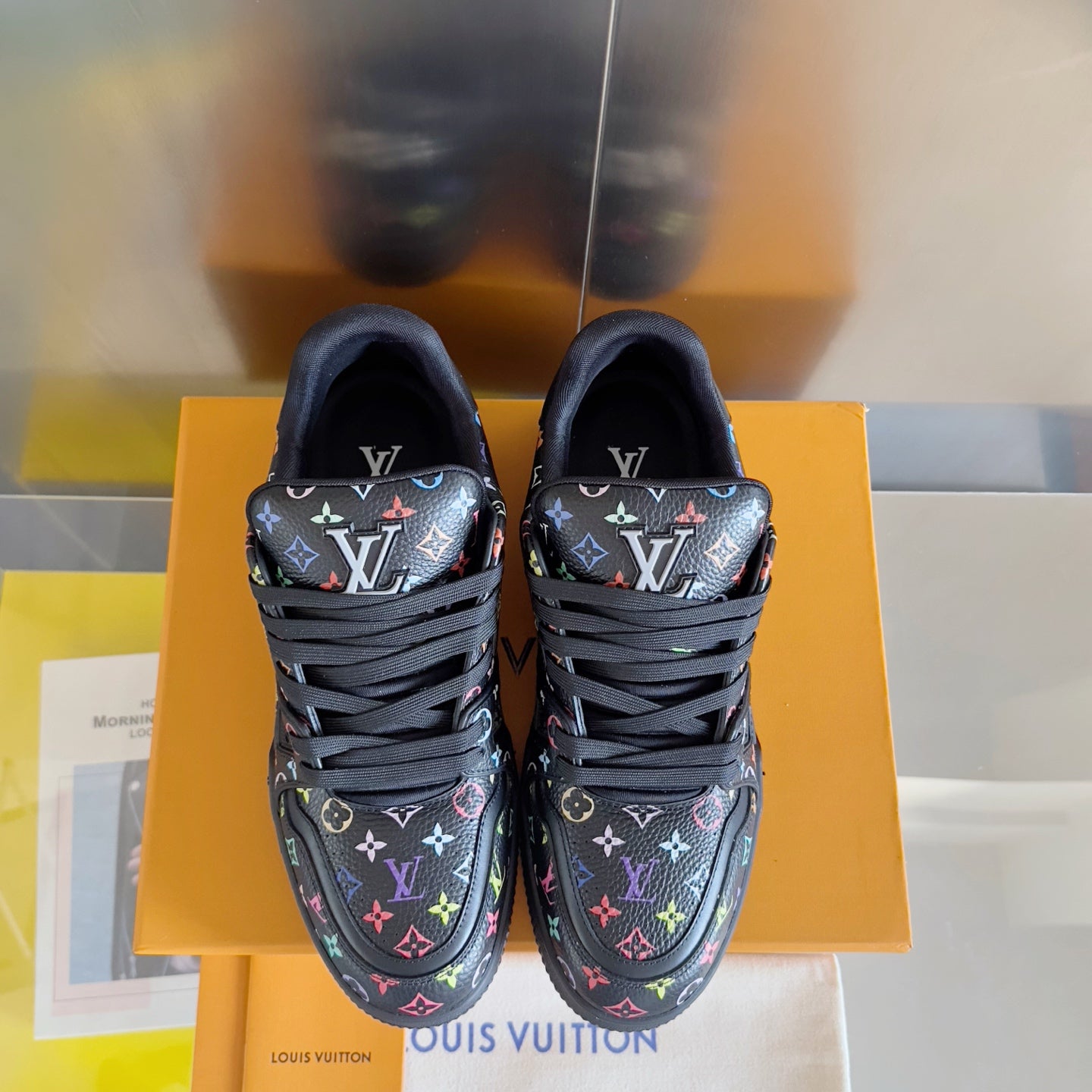 250318 New high quality new color board shoes