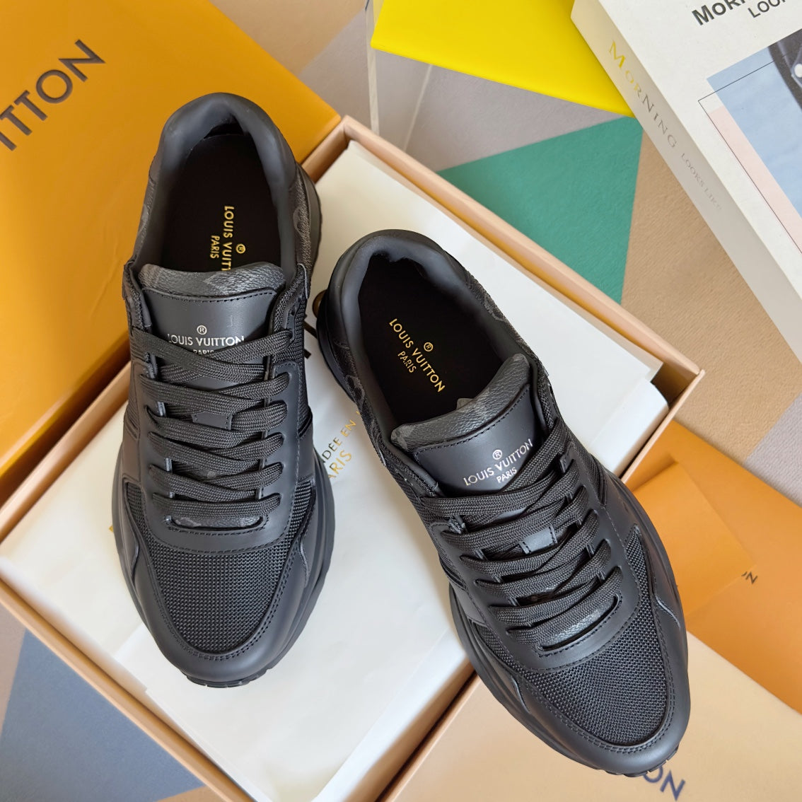 250318 New high quality new color board shoes