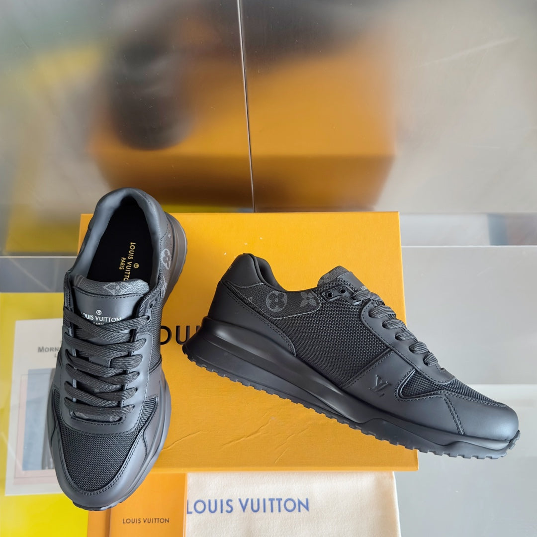 250318 New high quality new color board shoes