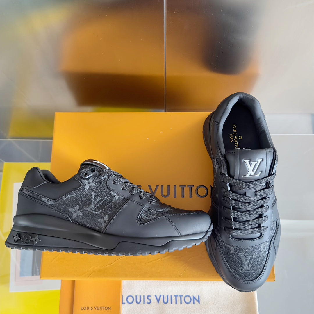 250318 New high quality new color board shoes