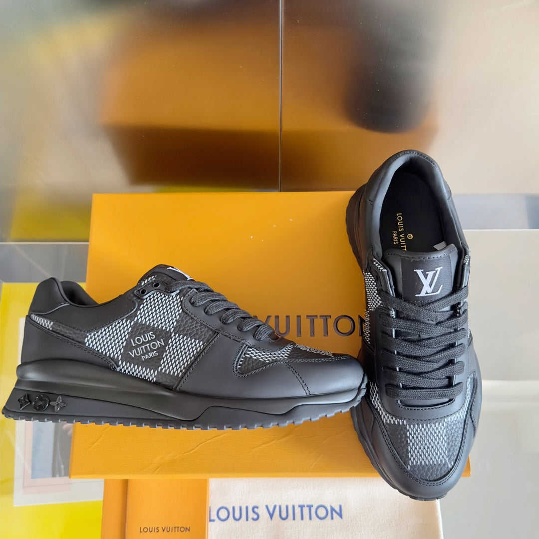 250318 New high quality new color board shoes