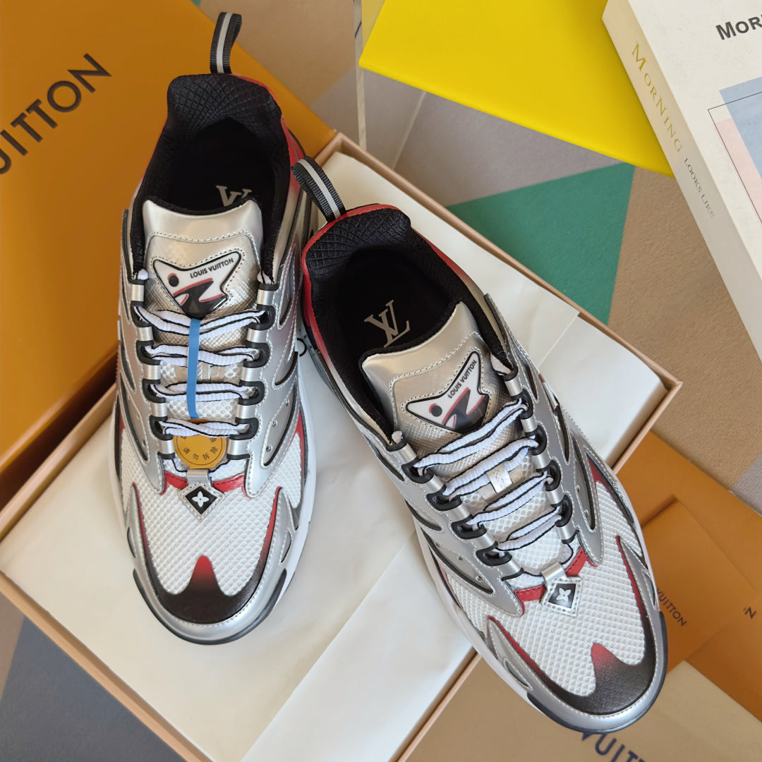 250318 New high quality new color board shoes