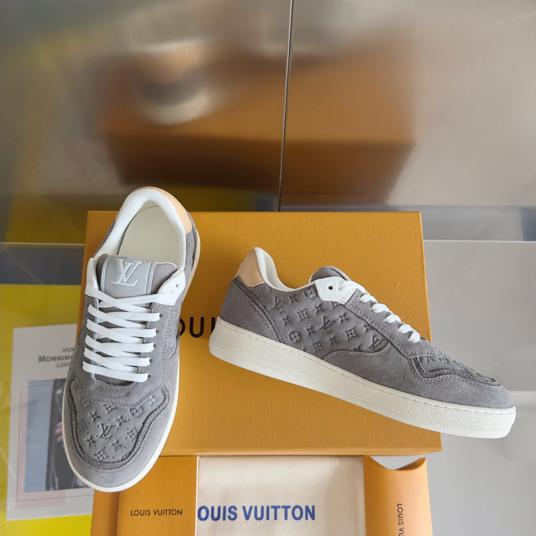 250318 New high quality new color board shoes