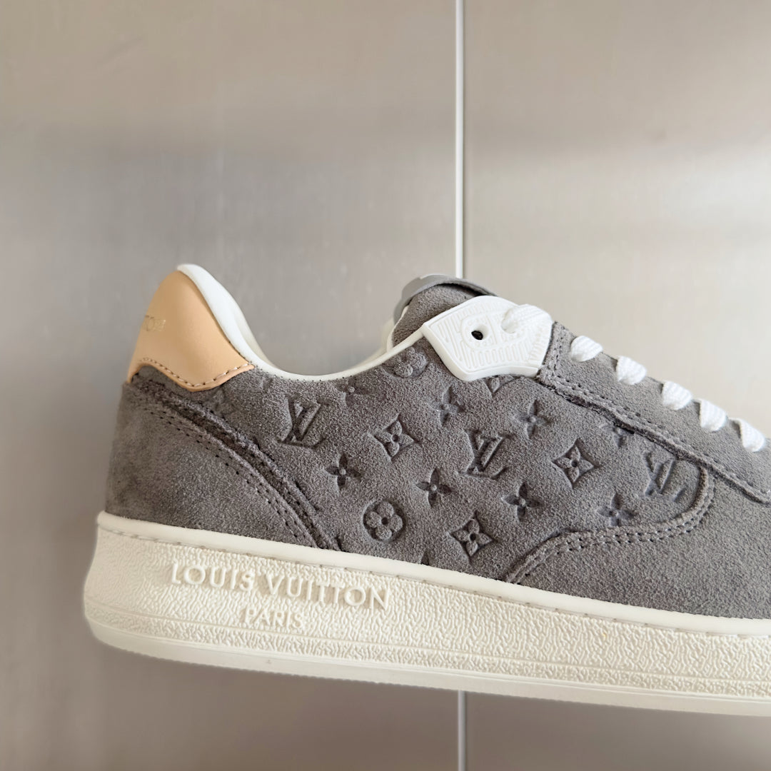 250318 New high quality new color board shoes