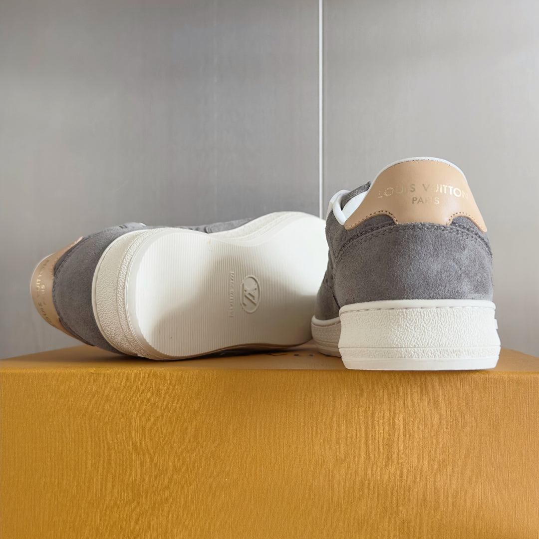 250318 New high quality new color board shoes