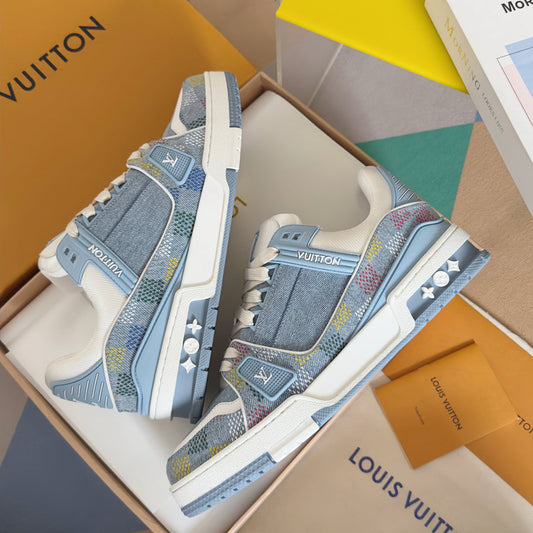 250318 New high quality new color board shoes