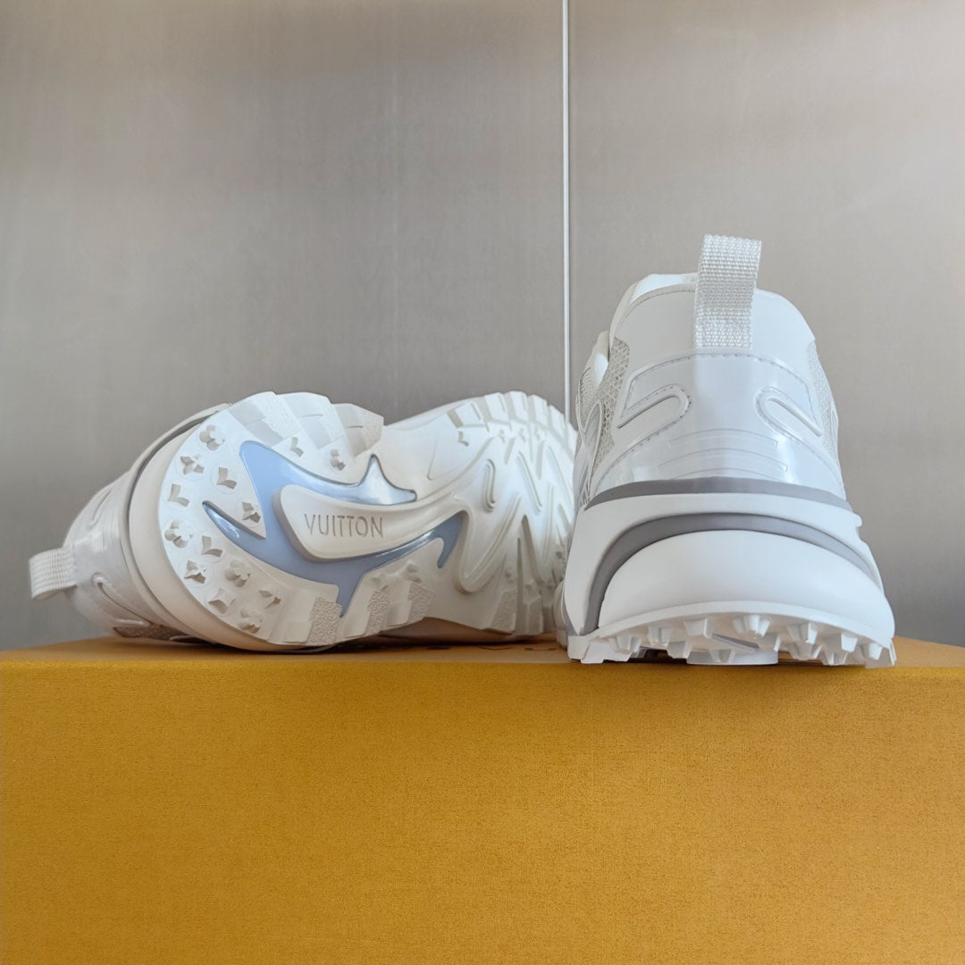 250318 New high quality new color board shoes