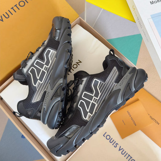 250318 New high quality new color board shoes