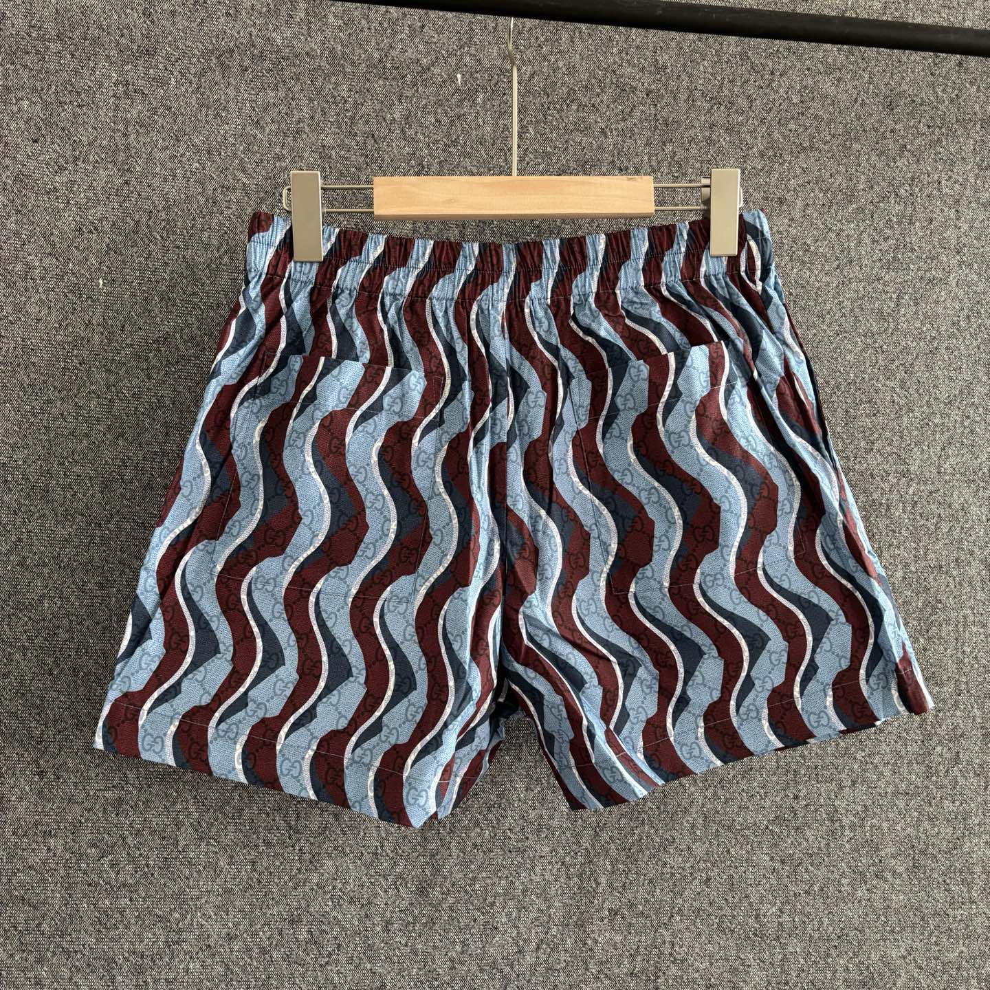 250325 New casual wavy shorts