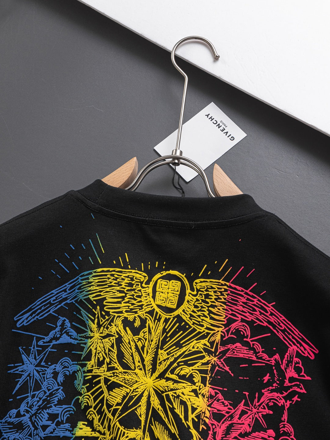 250325 New high quality three color embroidered T-shirt