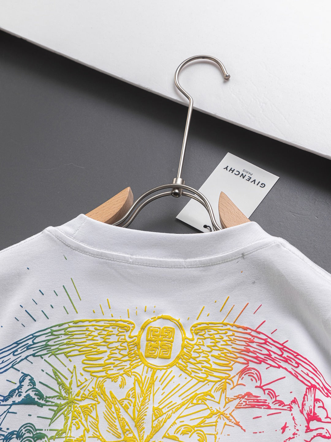 250325 New high quality three color embroidered T-shirt