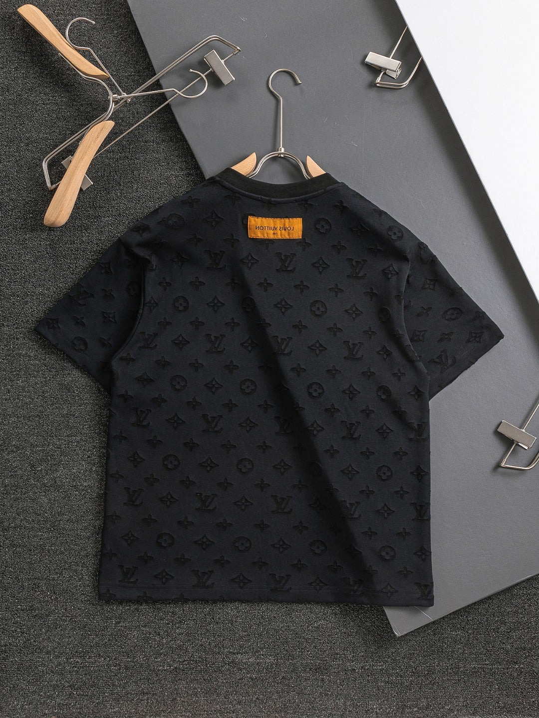 250325 New high quality covered with cut-and-burn monogram T-shirts
