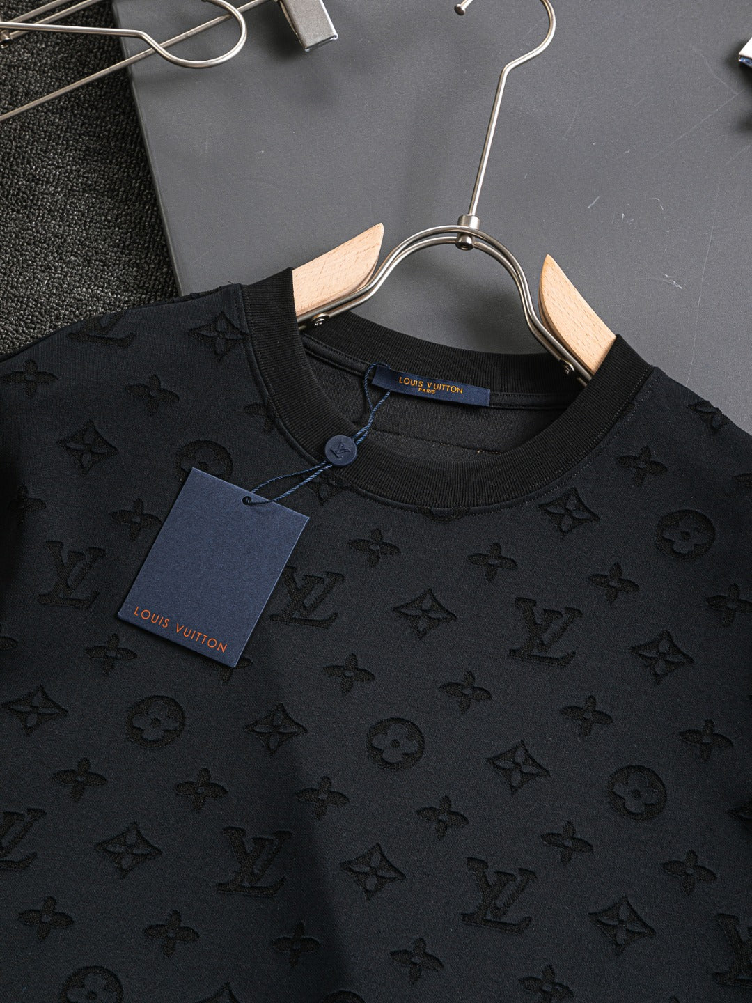 250325 New high quality covered with cut-and-burn monogram T-shirts