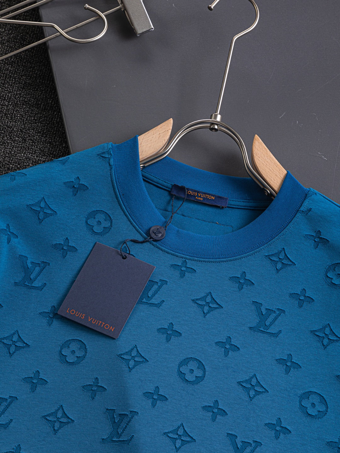 250325 New high quality covered with cut-and-burn monogram T-shirts
