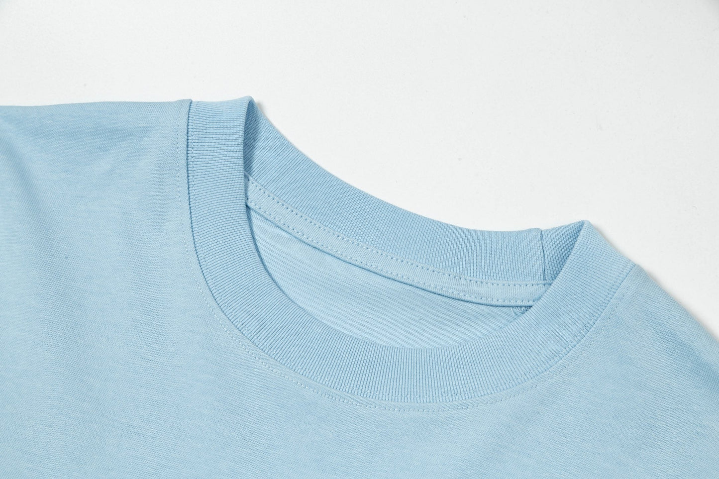 250325  New gradient direct spray monogram print T-shirt