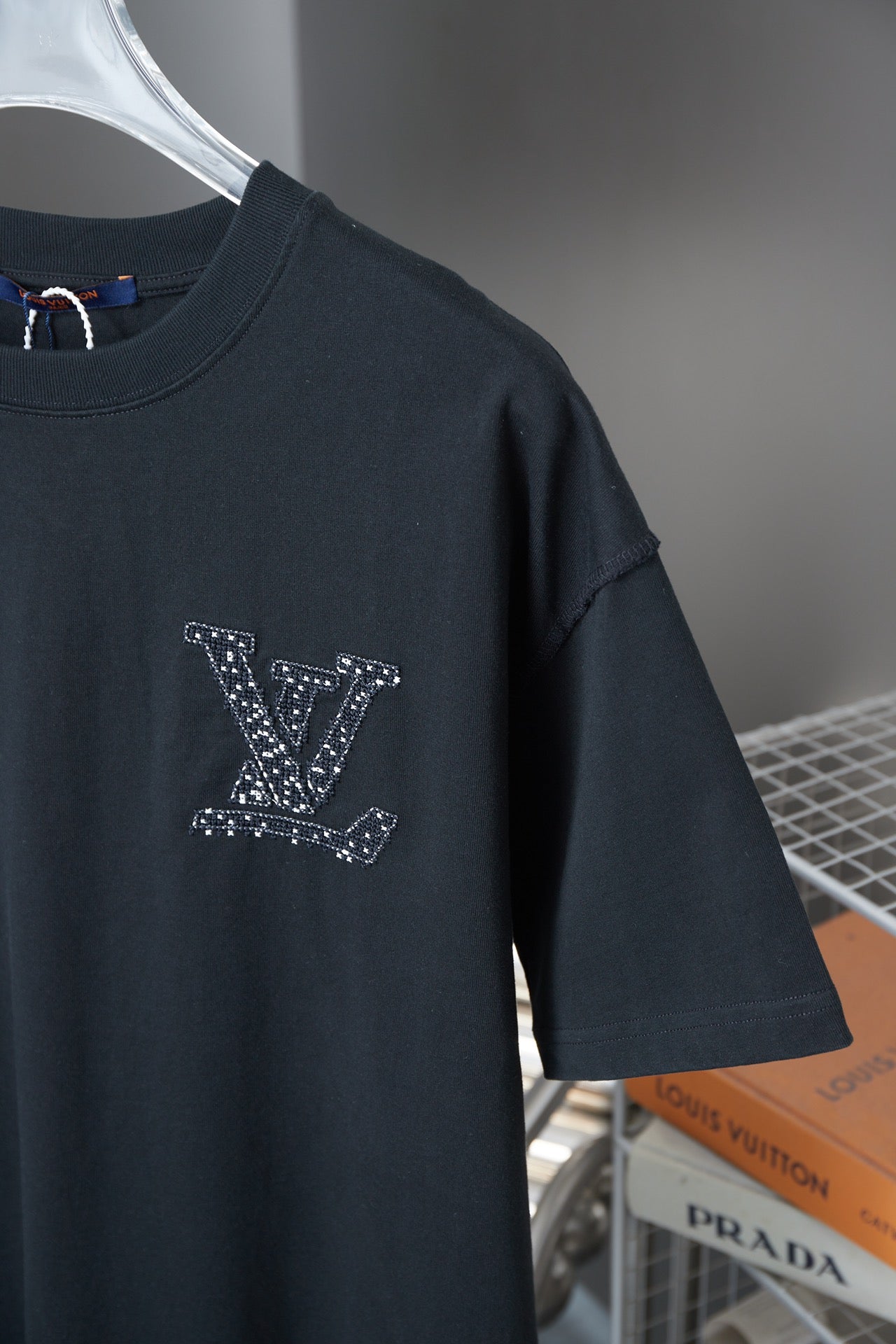 250819 New high-quality hollow embroidered letter T-shirt