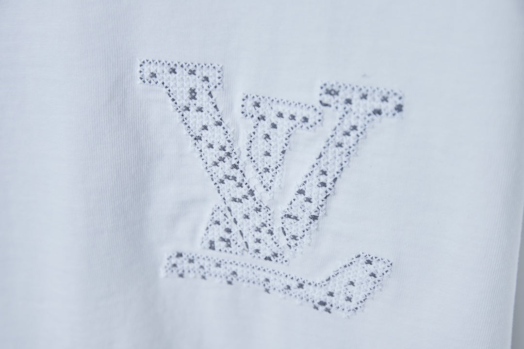 250819 New high-quality hollow embroidered letter T-shirt