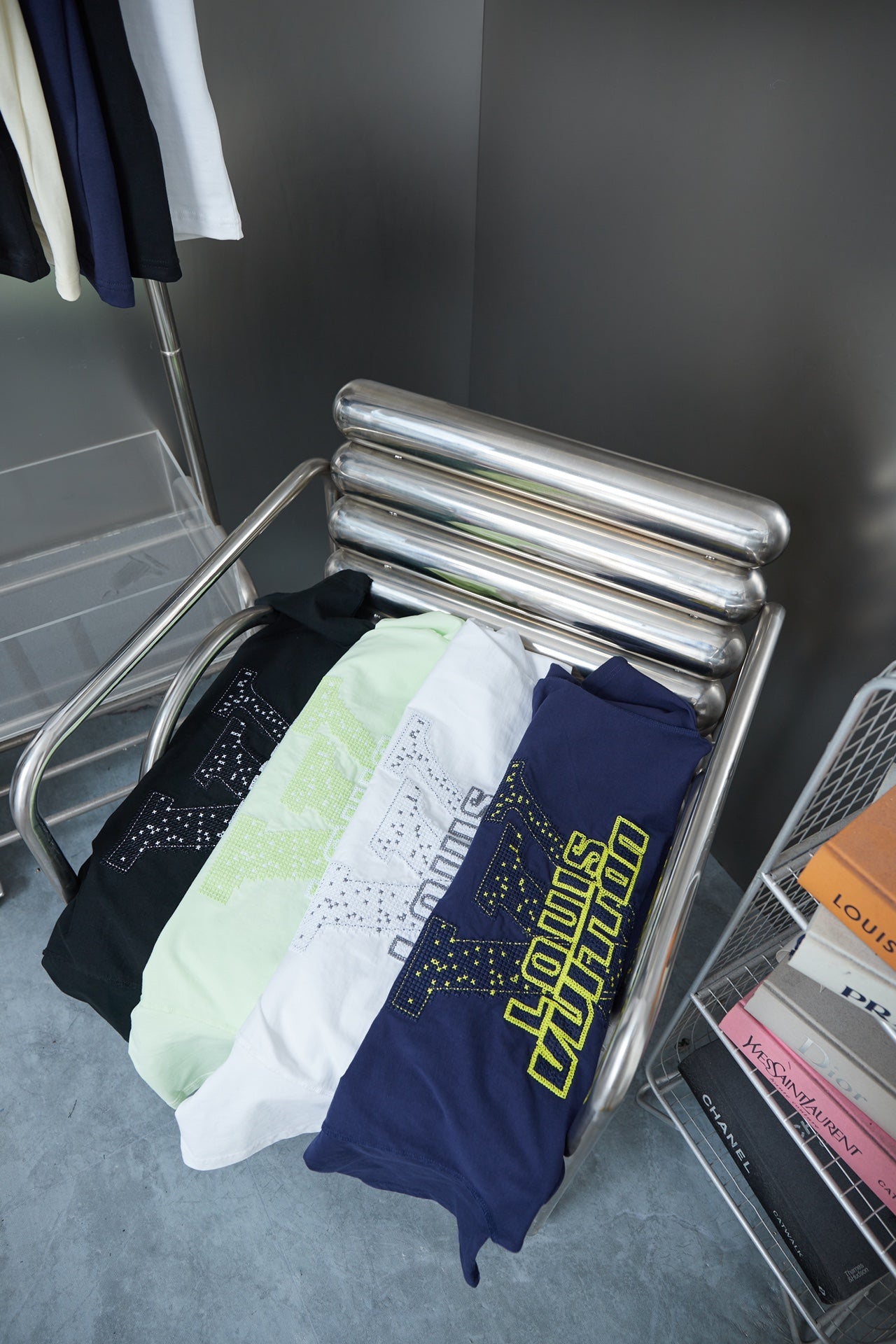 250819 New high-quality hollow embroidered letter T-shirt