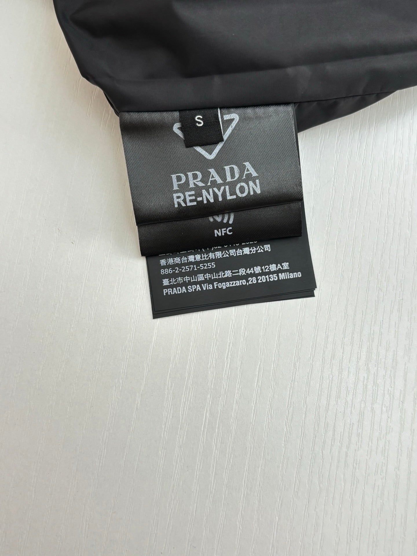 250819 New high-quality recycled nylon hooded sunproof jacket